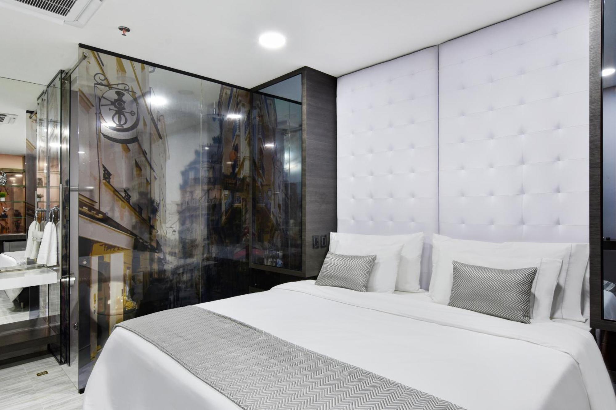 1Million Luxury Suites Medellín Esterno foto